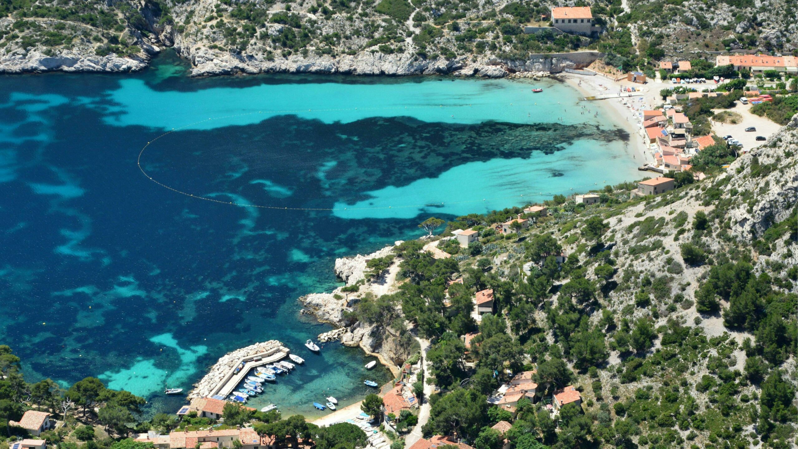 Pourquoi randonner dans les Calanques ?