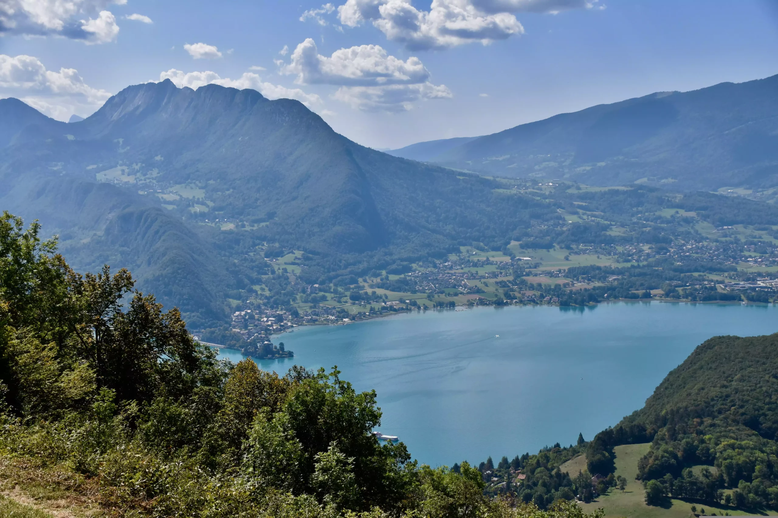 GRP Tour du lac d'Annecy avec vue sur le lac