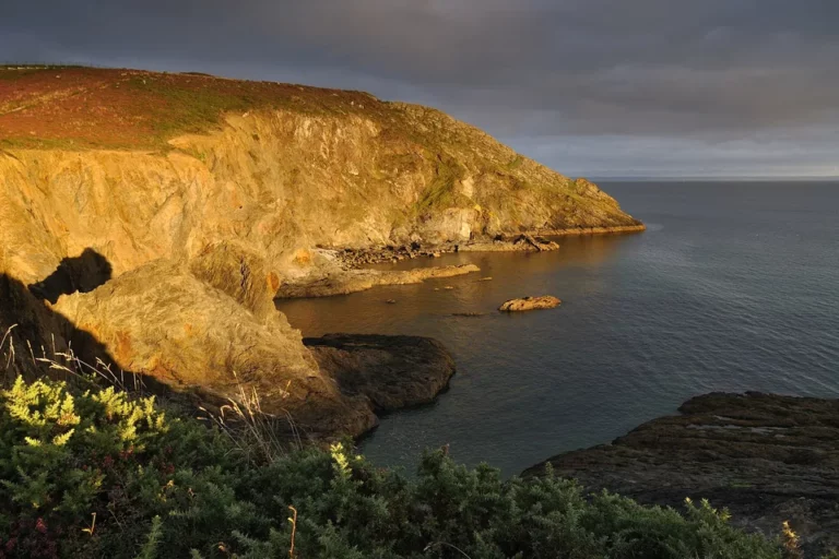 Randonnée à Crozon : quels itinéraires choisir pour 1 jour, 4 jours ou plus