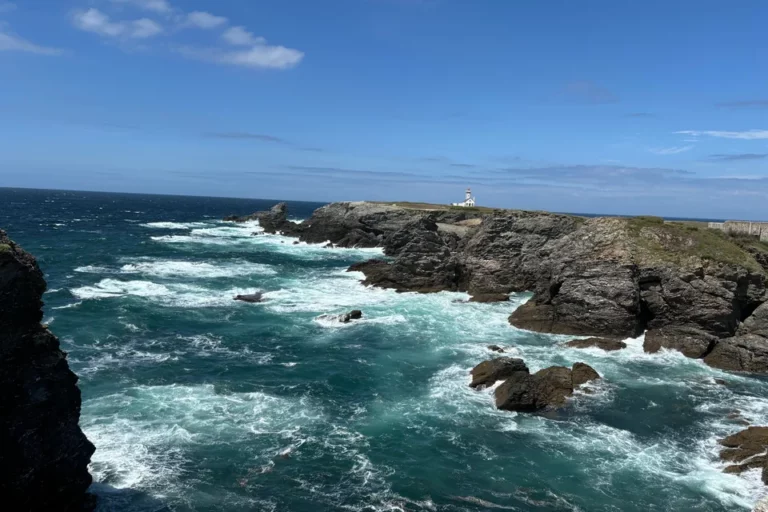 Randonnée à Belle-Île-en-Mer : toutes les formules, de la plus courte au tour complet